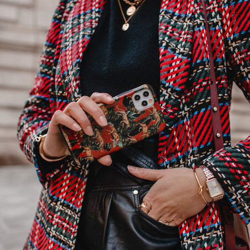 Morning Commute - Designer Google Pixel 8 Pro Case 25