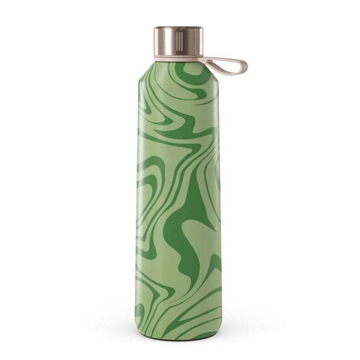 NO_04B8_W-BOTTLE_800-RG